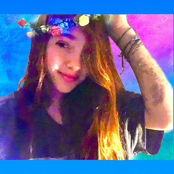 Meet your Posher, Roxy - Picture 6 of 15